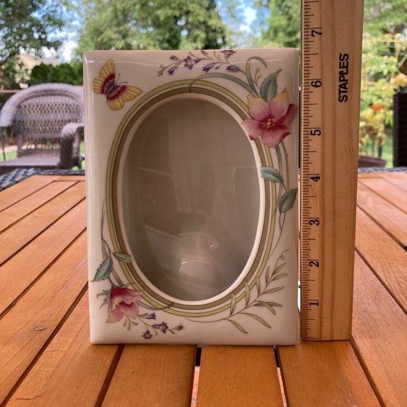 Porcelain Photo Frame - Picture 3 of 6